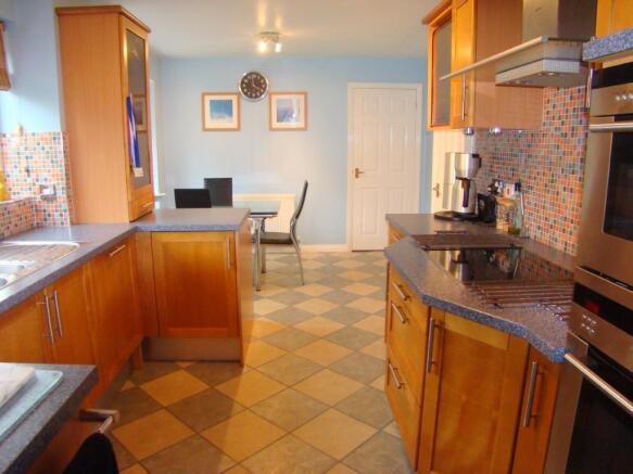 Kitchen/Breakfast Rm