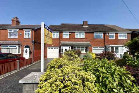 Preston Road, Standish, Wigan, WN6