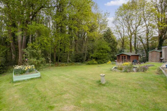 4 Park Lane, HP15 7HY-14.jpg