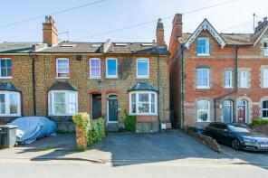 First Floor Flat, 90, Nightingale Road, Guildford GU1 1EP