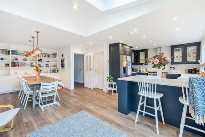 New kitchen family room .jpg