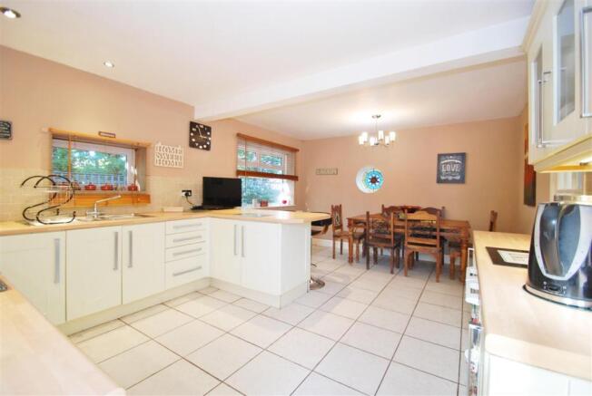 Dining Kitchen