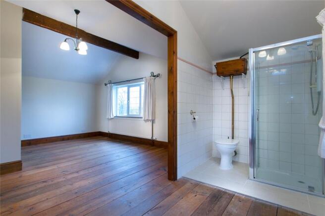 Master En-Suite