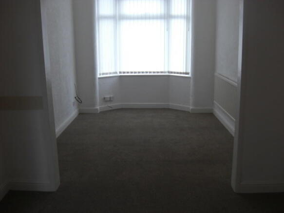 Large through Lounge