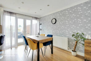 5, Backfield Rise, Sheffield S35 2YR