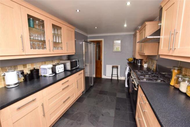 Kitchen (2)
