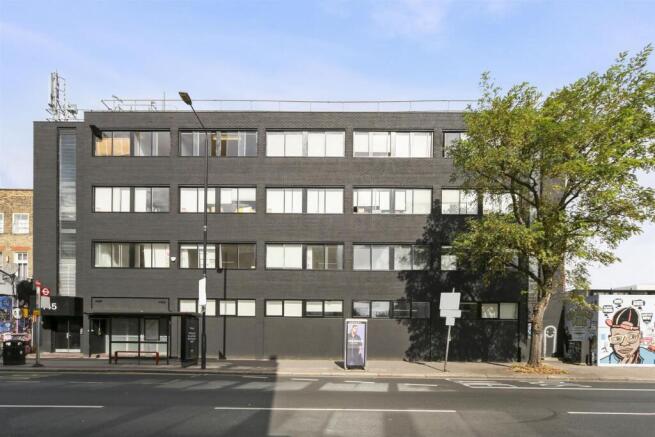 Photo External - Hackney Rd 445-453 (FH) - 23-Sep-