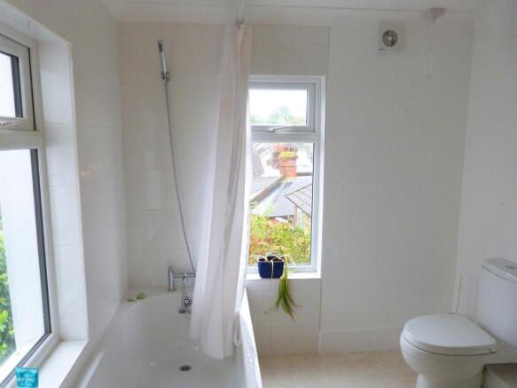 5.Bathroom