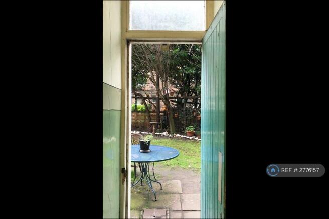 Access To Tidy Communal Garden