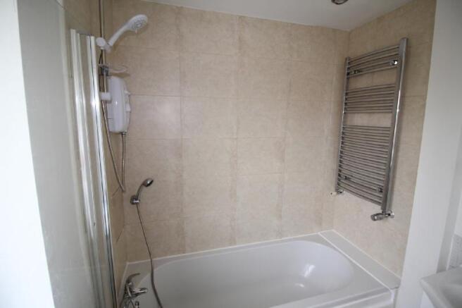 1st Floor Bathroom