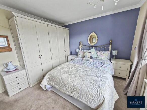 2 bed Semi-Detached Bungalow for sale Image 10