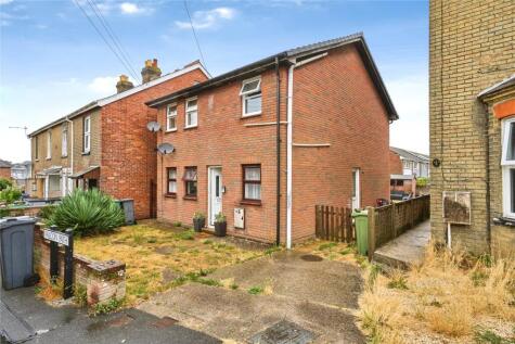 Falcon Road, East Cowes, Isle of Wight, PO32
