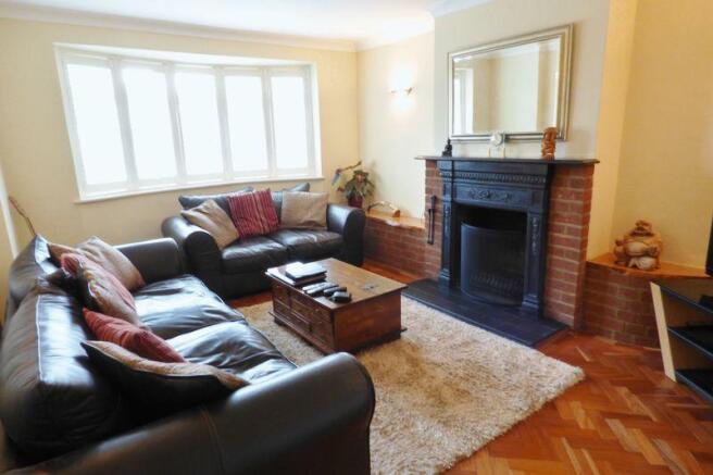 SITTING ROOM