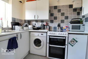120, Dale Close, Colchester CO3 0FG