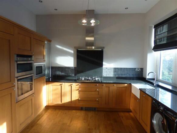 KITCHEN AREA