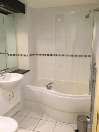 Bathroom_lge