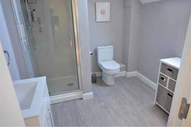 Master En-suite