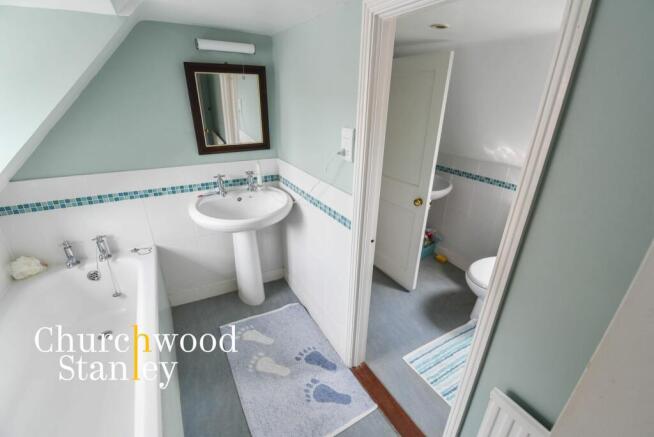 Second floor Bathroom