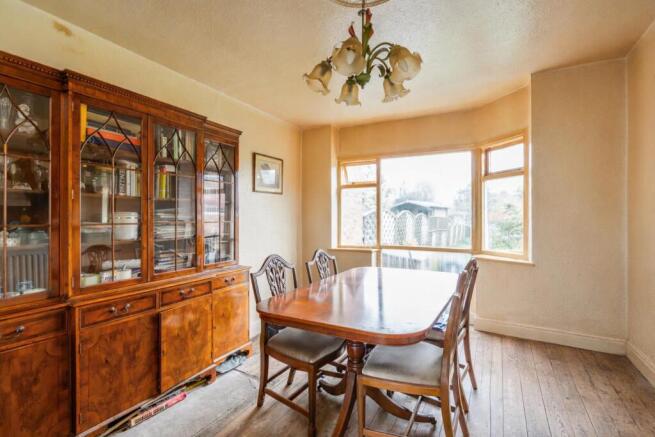 122 Summerfield Road_2.jpg