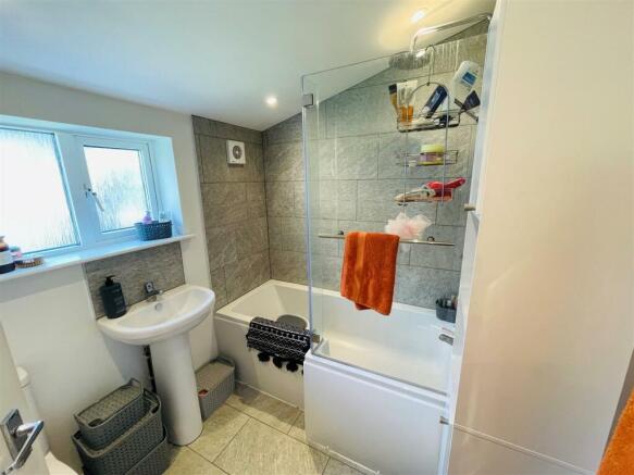 14woodbath1.jpg
