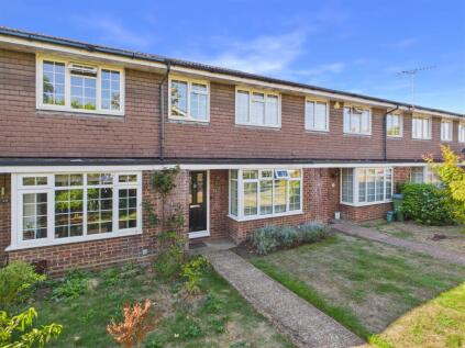 Trenchard Close, Hersham, Walton-On-Thames