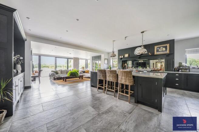 Kitchen/Family Room