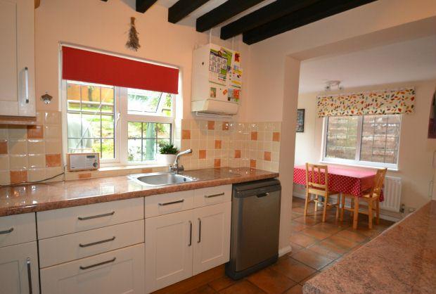 Kitchen/Breakfast Ro