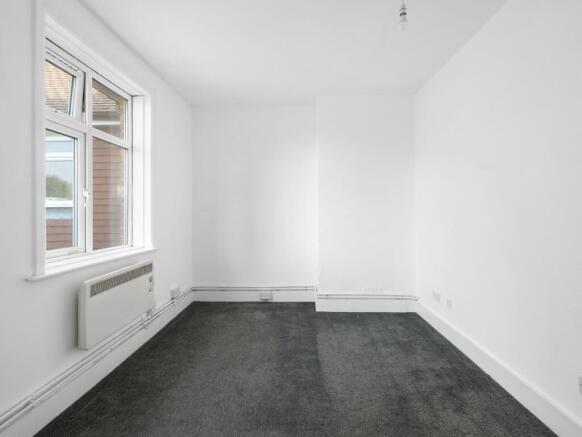 Bedroom (view a)