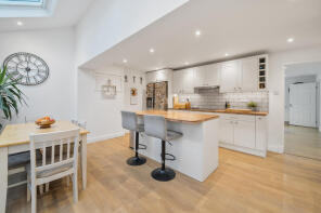 5, Hyett Close, Stroud GL6 6RN