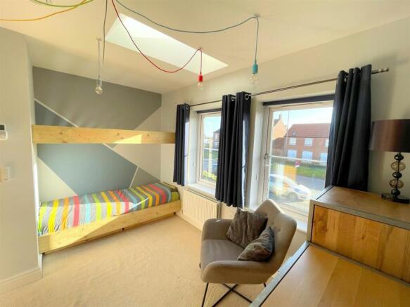 2 bed Semi-Detached for sale Image 7