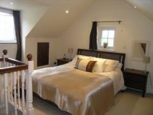 loft/bedroom 2