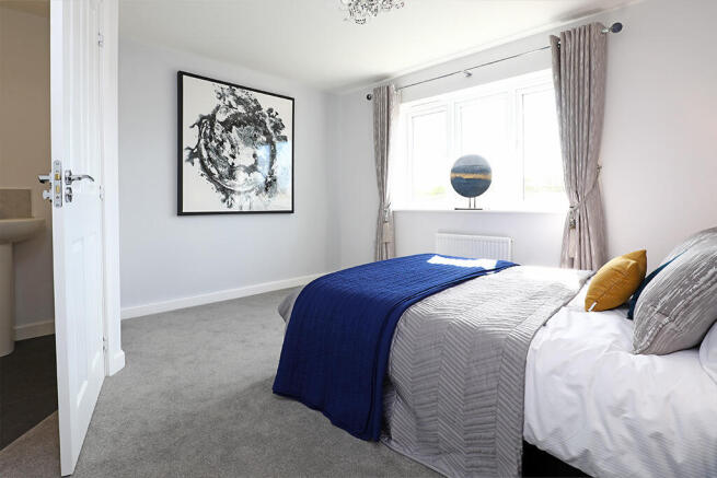 4 bed Detached for sale Image 7