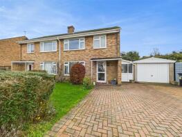 14, Robbins Close, Ebley, Stroud GL5 4PZ