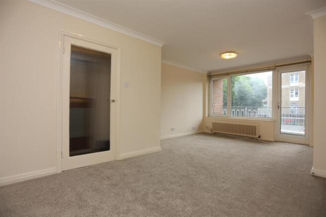 5 Glynde Hse NEW (1).JPG