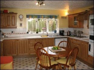 BREAKFAST KITCHEN