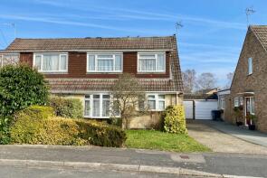 30, Bartons Drive, Yateley GU46 6DP