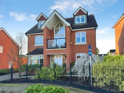 Bluebell Crescent, Woodley, Reading