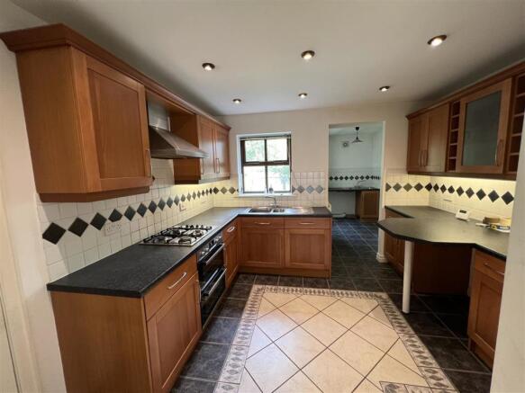 Kitchen / Utility