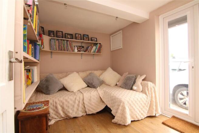 3 bed Semi-Detached for sale Image 8