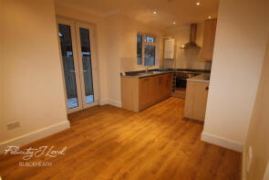 201, Eastcombe Avenue, London SE7 7LH