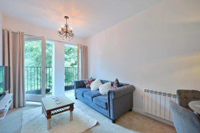 2 bed Flat for sale Image 10