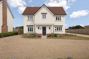 4 White Beams, Pindar Gardens, Bury St. Edmunds IP30 9GD