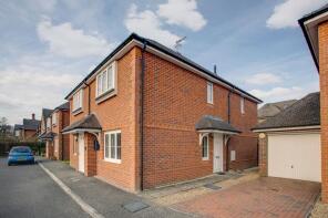 15, Groves Way, Chesham HP5 2WL