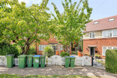 Gavestone Road, SE12
