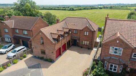 Redthorn Way, Claypole, Newark, Lincolnshire, NG23