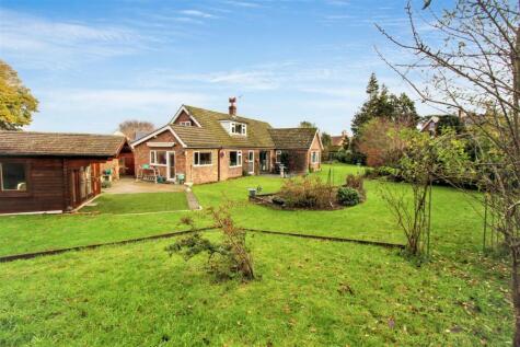 Grange Walk, Wroxham
