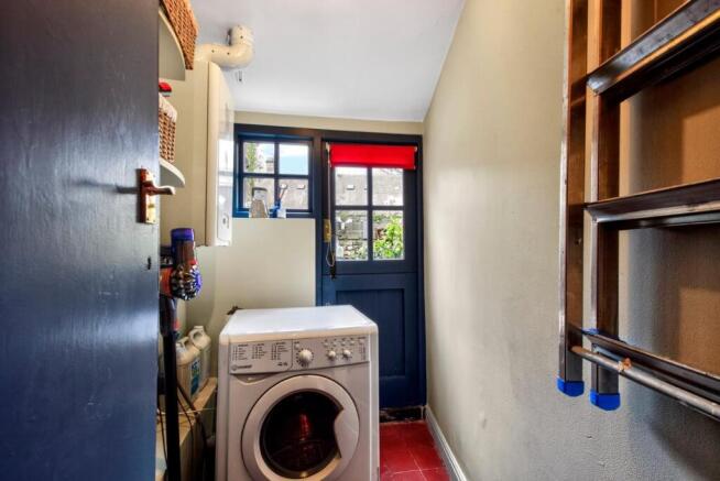 2 bed House for sale Image 11