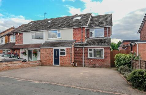 Micklehome Drive, Alrewas, DE13