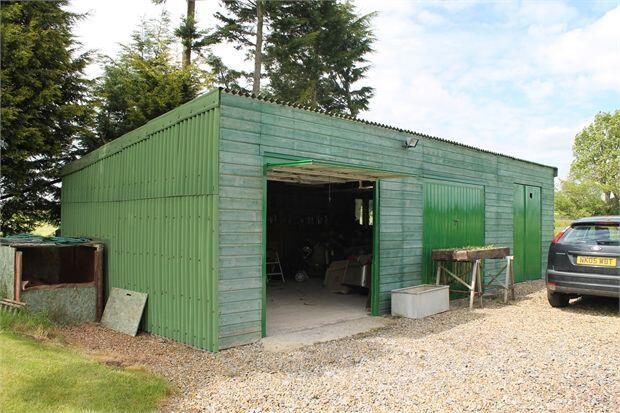 Garage/ Workshop