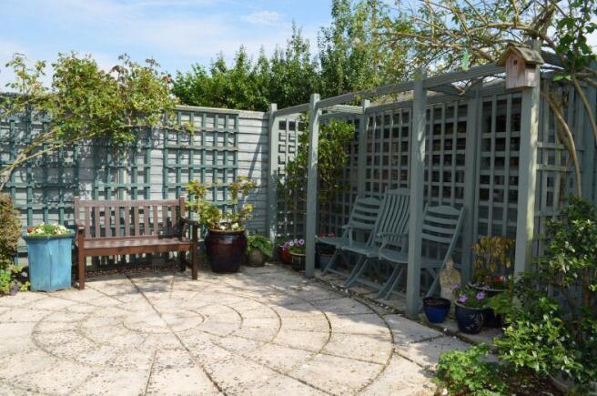 garden 2.jpg